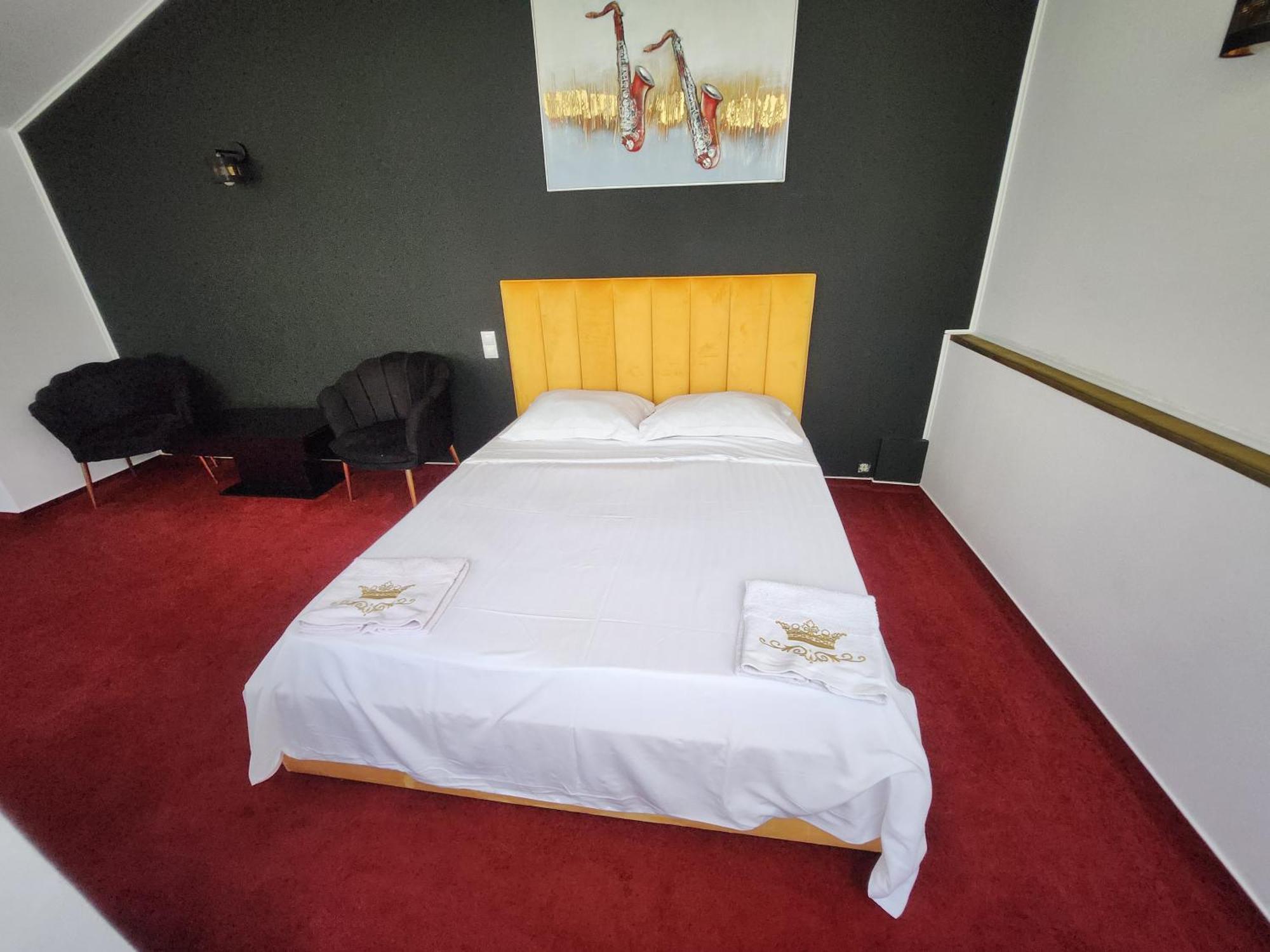 Karma Hotel Bucharest Luaran gambar